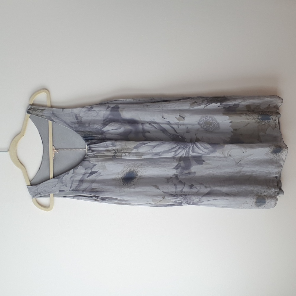 100% Silk Floral Sleeveless Dress